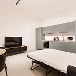 Appartement Guesthost - Cozy Tortona *