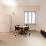Appartement Guesthost - Cozy Tortona Milan